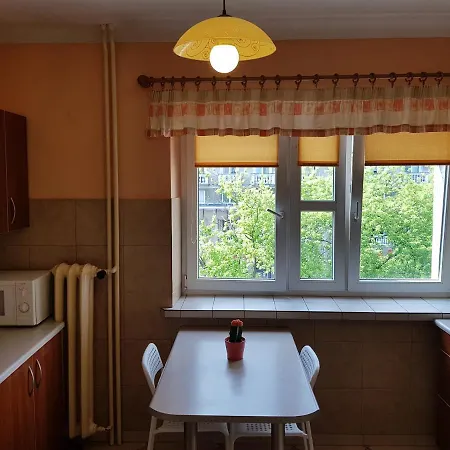 Mirrorrooms Pl Downtown Homestay